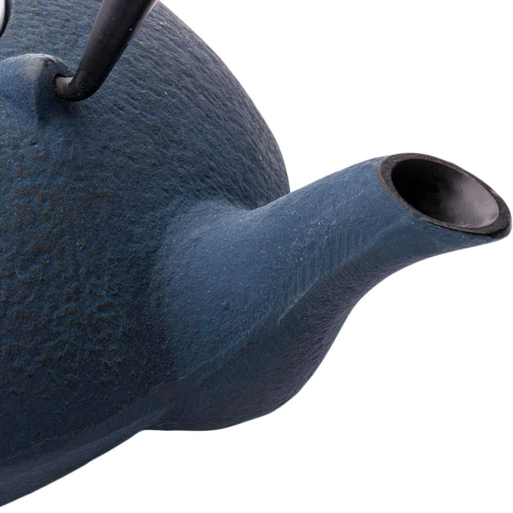 Teekanne Gusseisen Yantai blau mit Porzellandeckel Detail 4