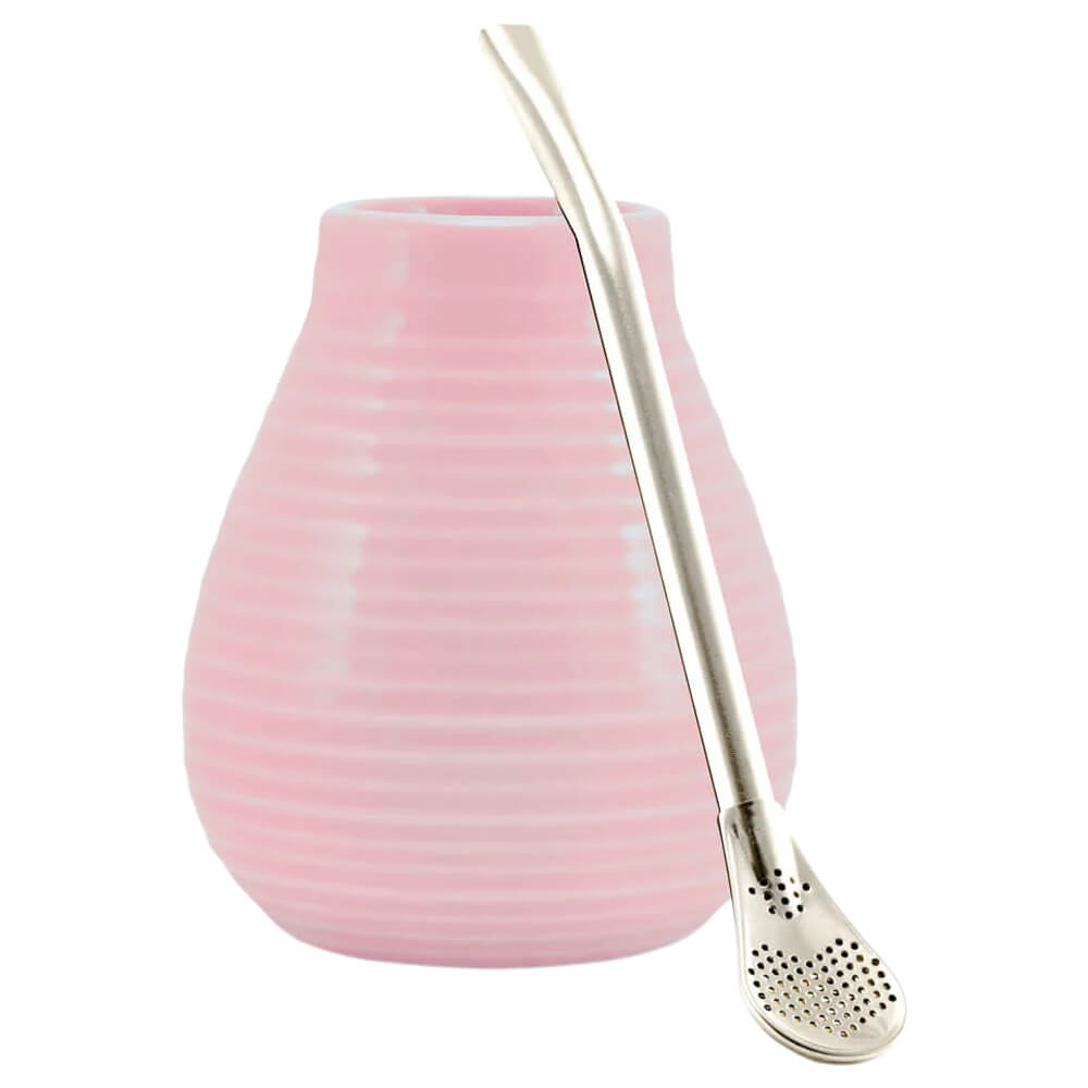 Keramik-Matebecher in Rosa mit geriffelter Oberfläche und Edelstahl-Bombilla#becher_rosa