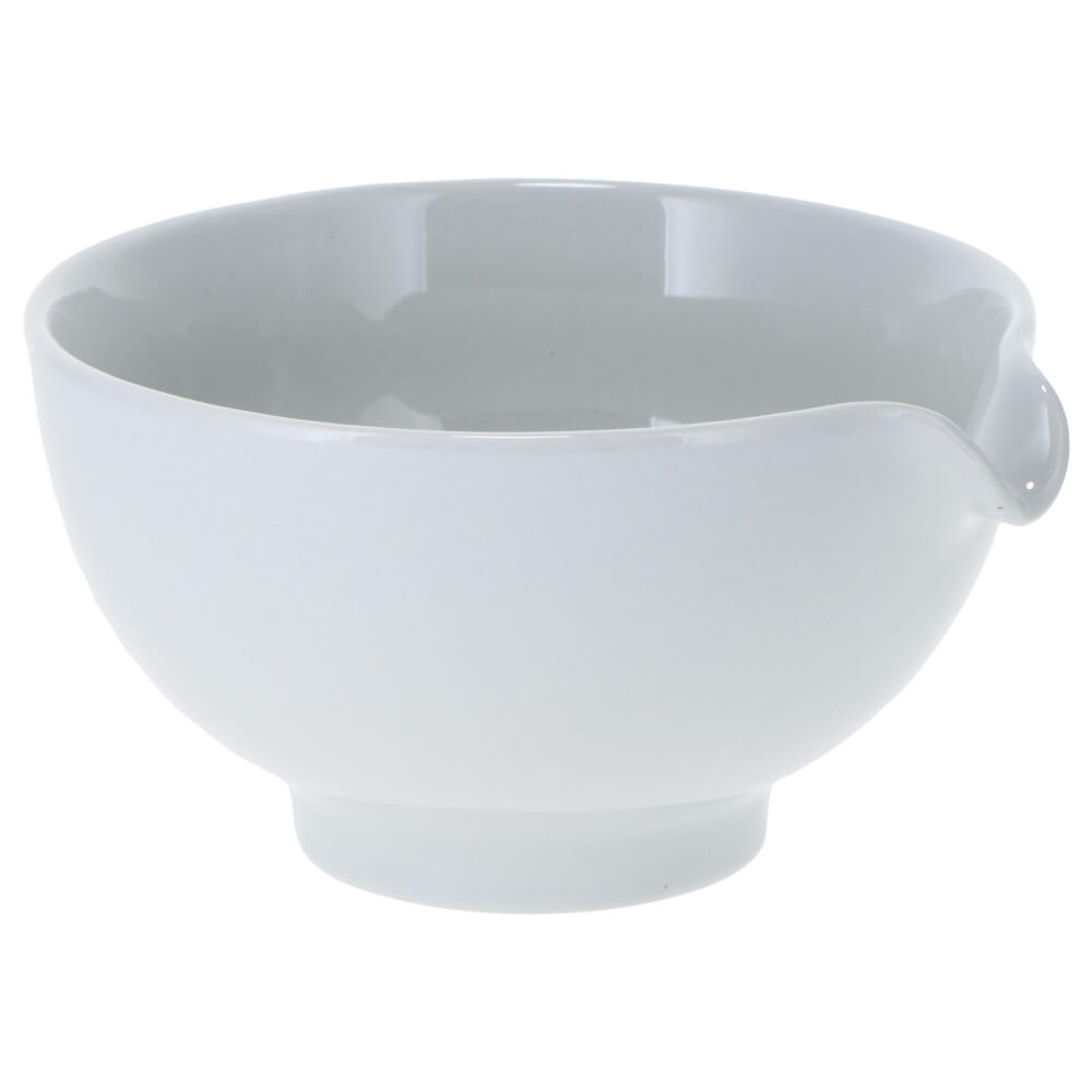 Matchaschale mit Ausguss aus Porzellan Farbe weiß zur Zubereitung von Matcha Latte